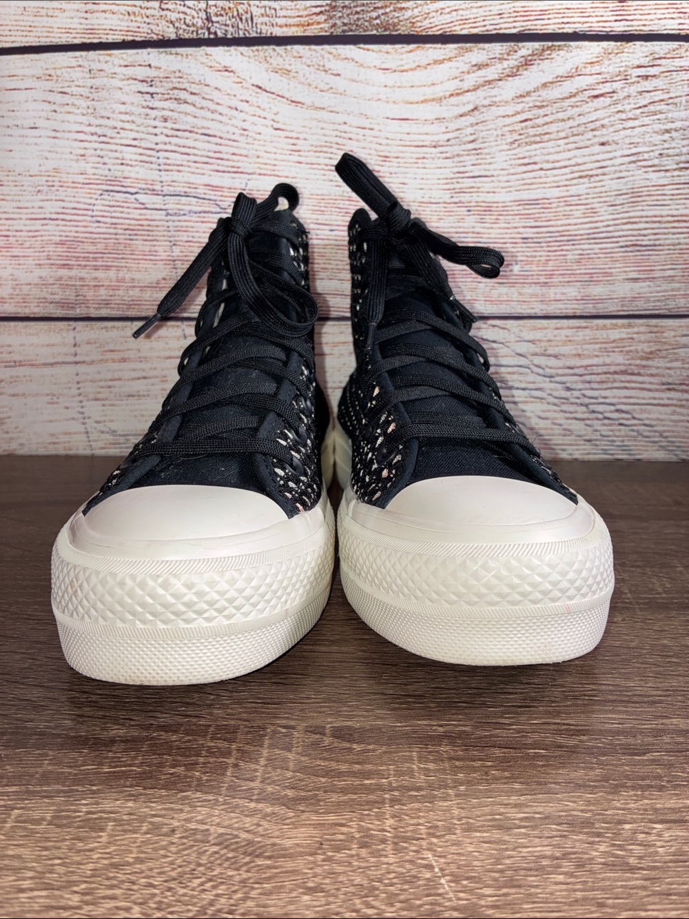Worn Once Converse Chuck Taylor All Star Lift Platform Crochet High Top 7.5 - Picture 3 of 11